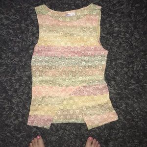 Cute, stretchy, rainbow flower blouse. SZ S